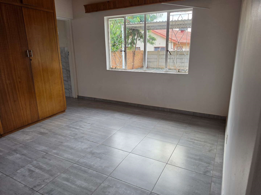 To Let 3 Bedroom Property for Rent in Rhodesdene Northern Cape